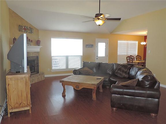 3rd image of 110 Tranquillity Ln