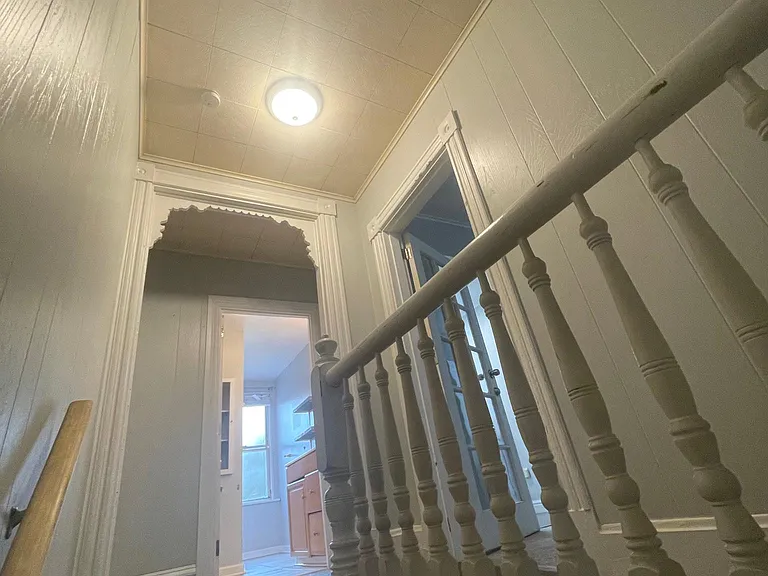 219 Clifton Ave #2 — Photo 4