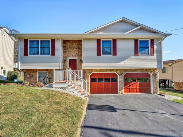 5625 Legate Dr, Roanoke, VA 24019