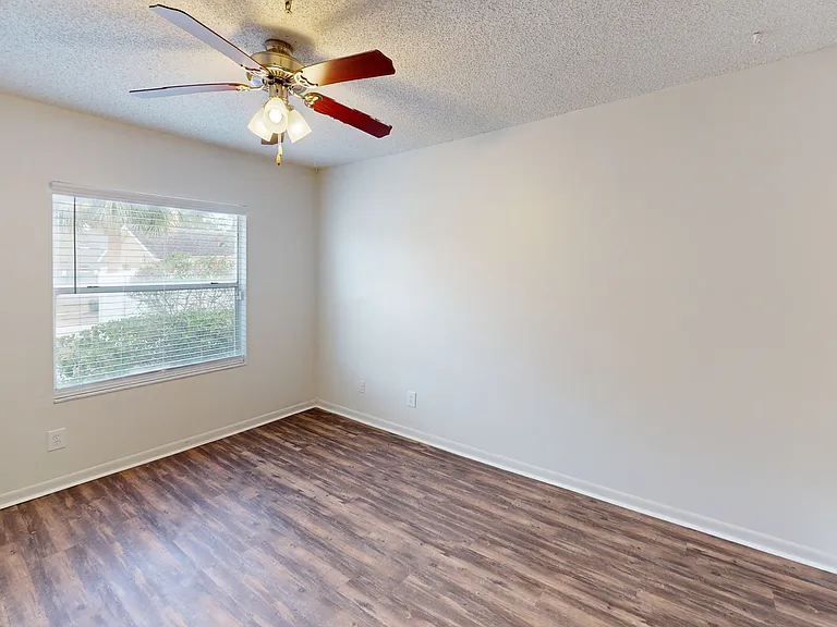 Alafaya Woods — Photo 103