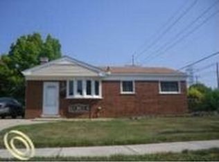 23276 Hayes St, Taylor, MI 48180