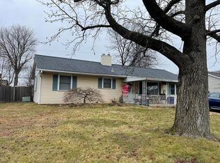 825 Glenmar Rd, Fairless Hills, PA 19030