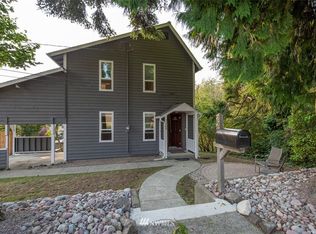 2203 Winfield Ave, Bremerton, WA 98310