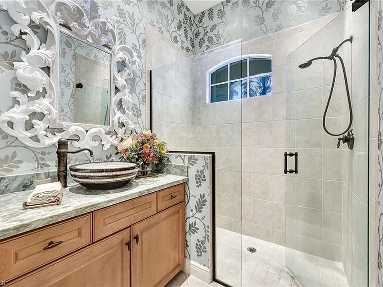 15516 Monterosso Ln #101 — Photo 24