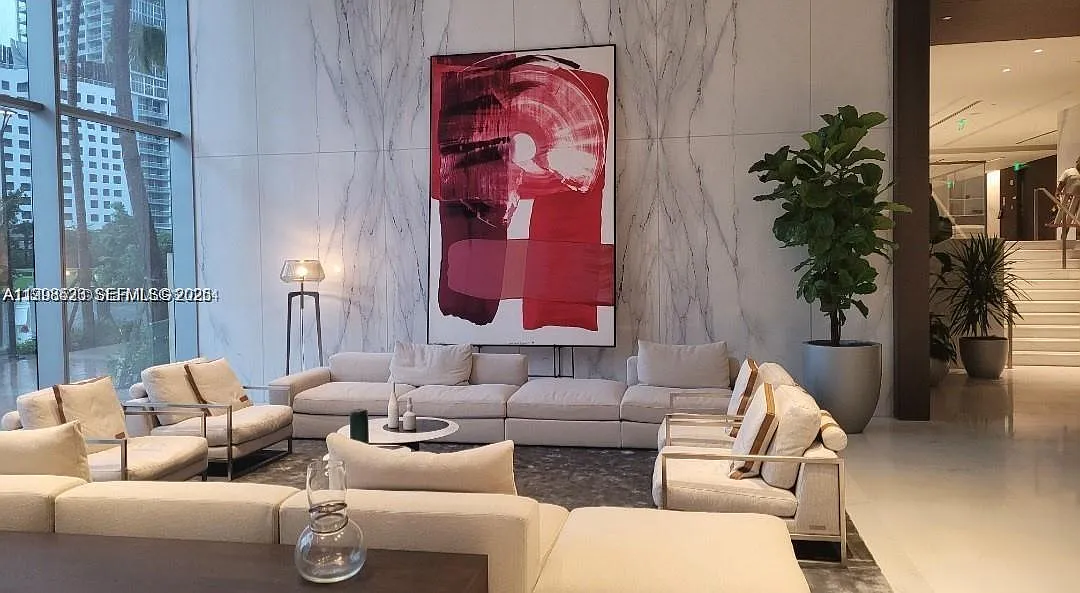 Building Photo - 300 Biscayne Boulevard Way #2908