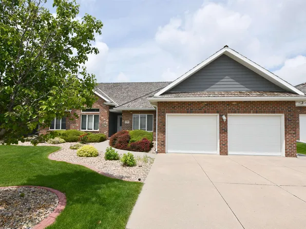 2311 W 42nd St, Kearney, NE 68845