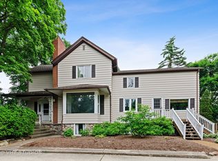 17N029 Sleepy Hollow Rd, Dundee, IL 60118