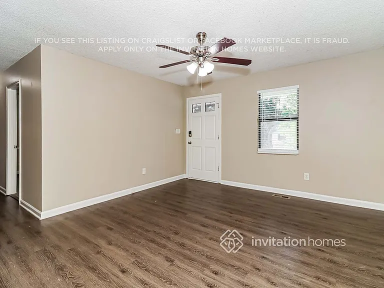 333 Mona Pl — Photo 6