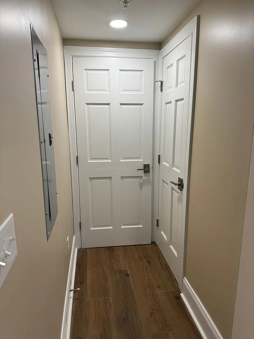 330 Linden Ave — Photo 3