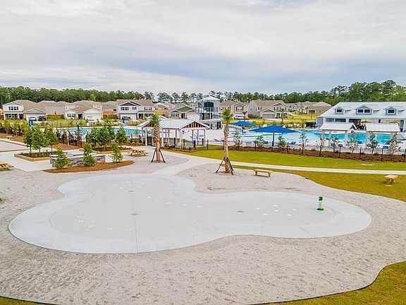 5th image of 700 Breezy Palm Way