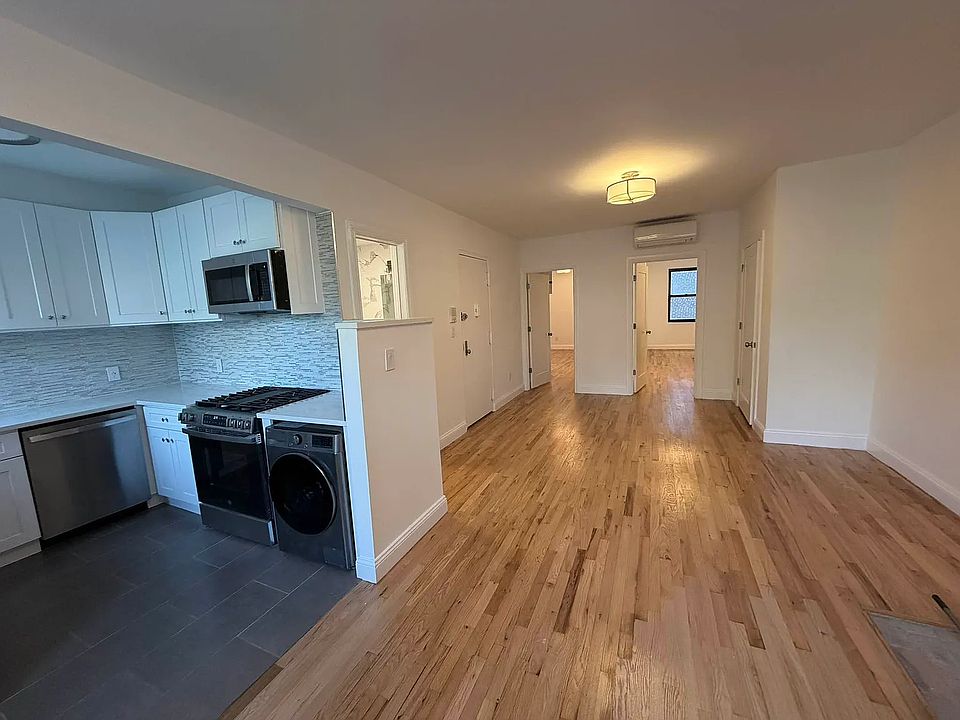 1st image of 647 Hudson St #3A