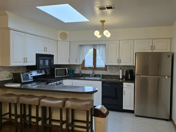 175 Liberty Ave, Jersey City, NJ 07306