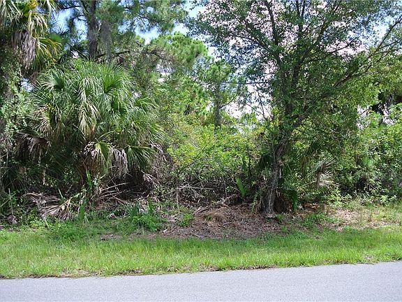 5th image of 408 McDill Dr