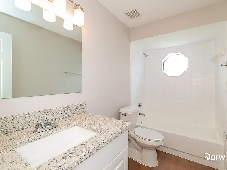 626 McKinley Ct — Photo 10