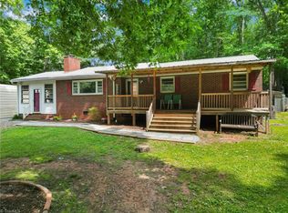 3908 Sedgegrove Rd, Greensboro, NC 27407