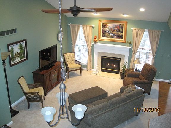 3rd image of 40638 Lenox Park Dr #3