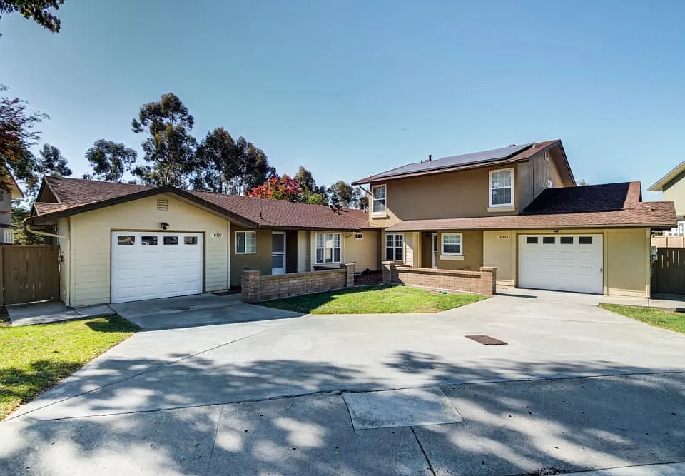 Aero Ridge - Military Housing