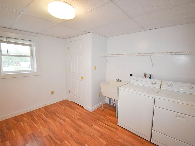 3 Fairview St — Photo 27