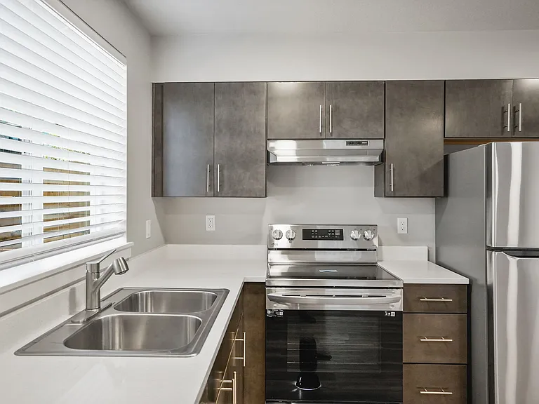 Fisher Park Apartments — Photo 19