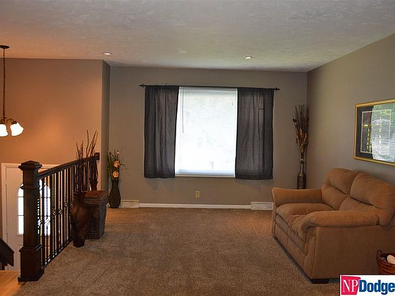 4th image of 5124 S 104th St