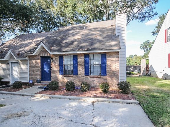 3rd image of 3720 Rockbrook Ct