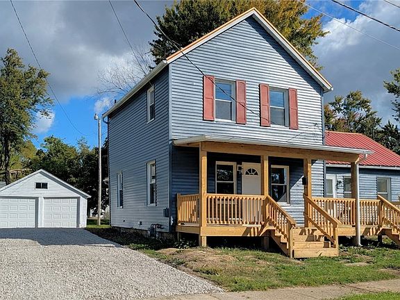 2nd image of 18 Edison St