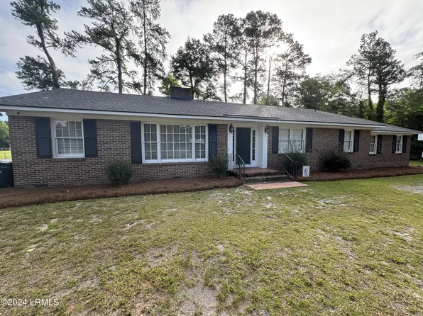 594 W Pine St, Varnville, SC 29944