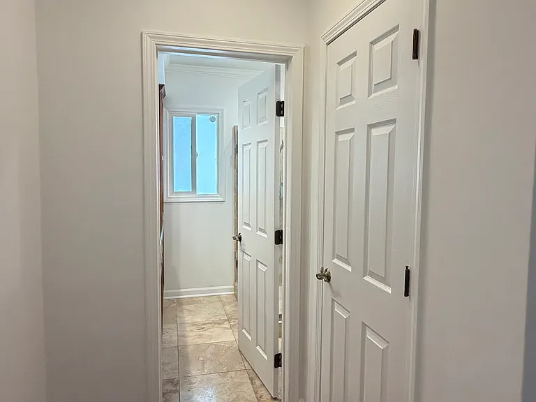 1385 Greenmont Dr — Photo 24