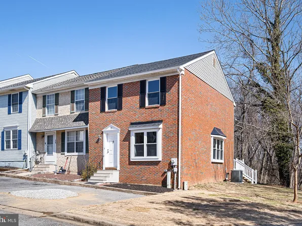 18 Kristina Ct, Wilmington, DE 19808