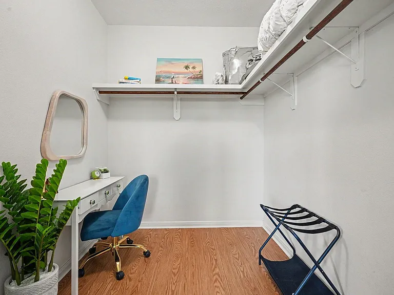 5323 Menard Ave — Photo 7