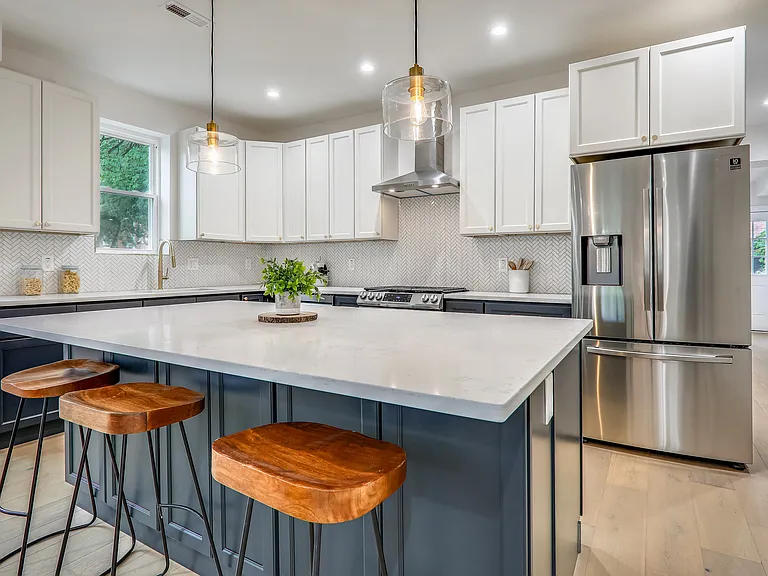 1600 Trinidad Ave NE #A — Photo 1