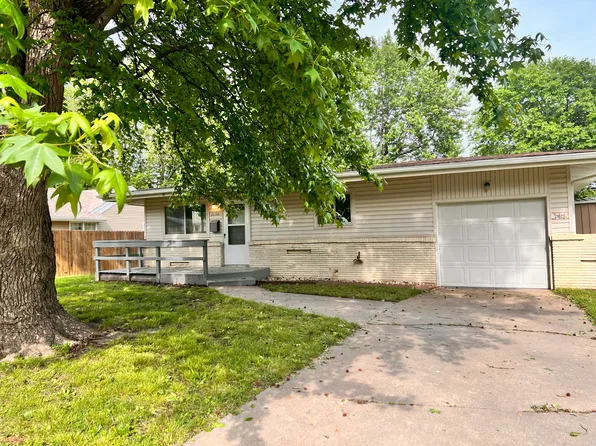 2102 S Delaware Ave, Springfield, MO 65804