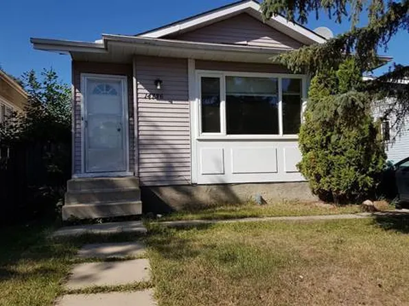14736 32nd St NW #1A, Edmonton, AB T5Y 2G3