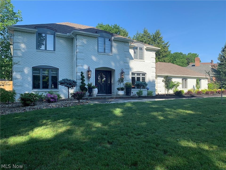 1st image of 850 Robinwood Hills Dr