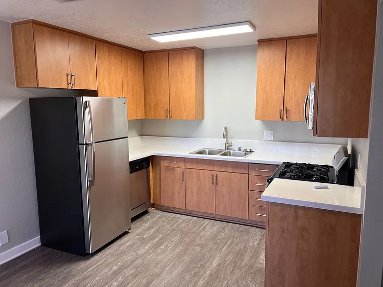 The Circle Apartments at Long Beach — Photo 66