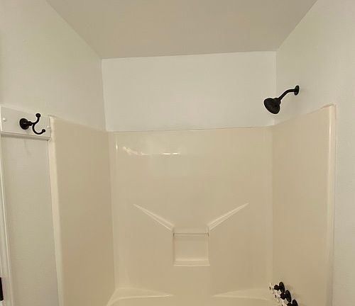 5th image of 3139 Parish Cemetery Rd Suite 1