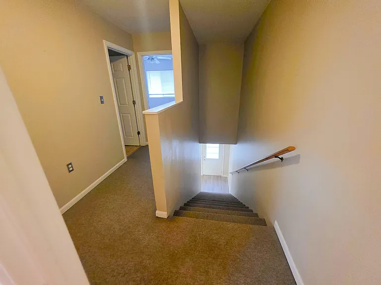 527 W Murray St #2 — Photo 16