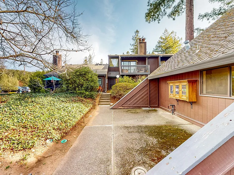 372 Los Alamos Rd — Photo 55