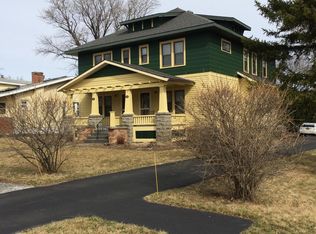 21 Sunset Ct, Cohoes, NY 12047