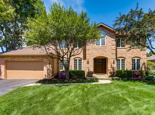 536 Bentley Ct, Downers Grove, IL 60516