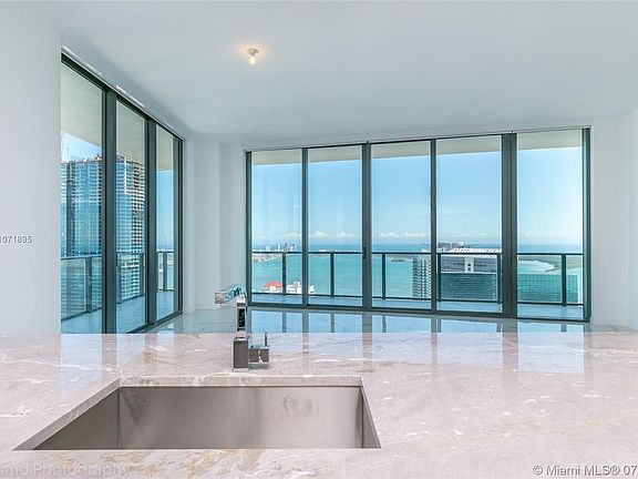 4th image of 1300 S Miami Ave #5101