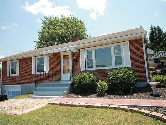 4th image of 1133 Halliahurst Ave