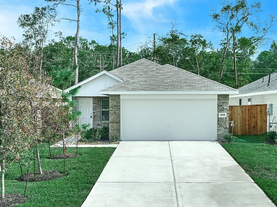 3799 Solanum Dr