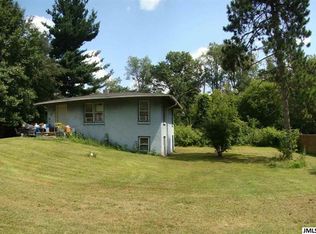 6777 Hawkins Rd, Jackson, MI 49201