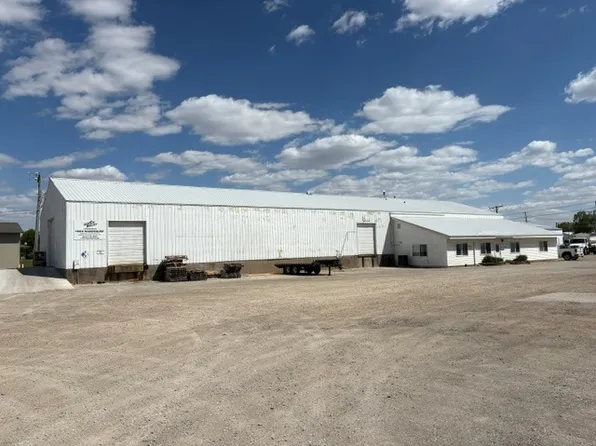 117 N 1st St, Eldridge, IA 52748