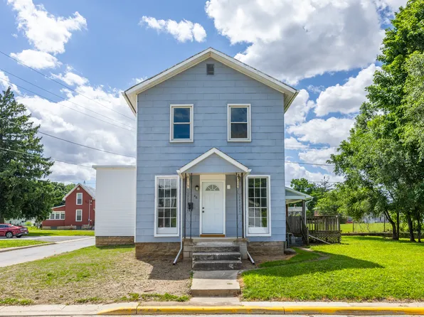 46 Saint Clair St, Tiffin, OH 44883