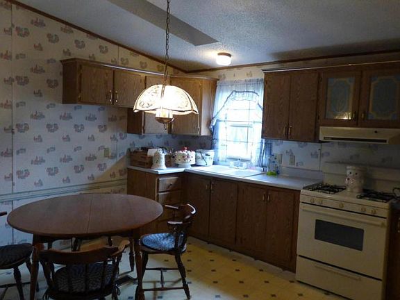 2nd image of 31840 Swisher St