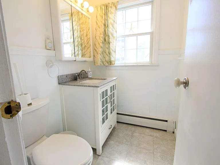68 Town Neck Rd — Photo 13