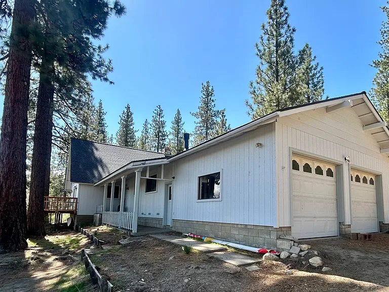 135 Zellmer Ln — Photo 4
