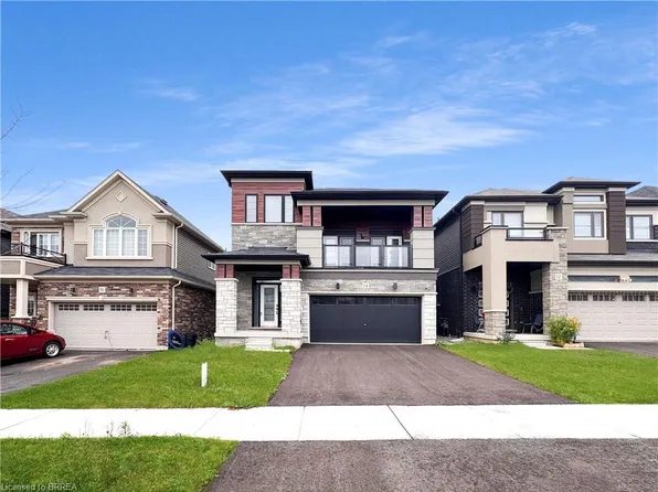 14 Brewis St, Brant, ON N3L 0L2